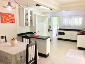 Casa 20m da praia, quarto c/ vista mar LAG163